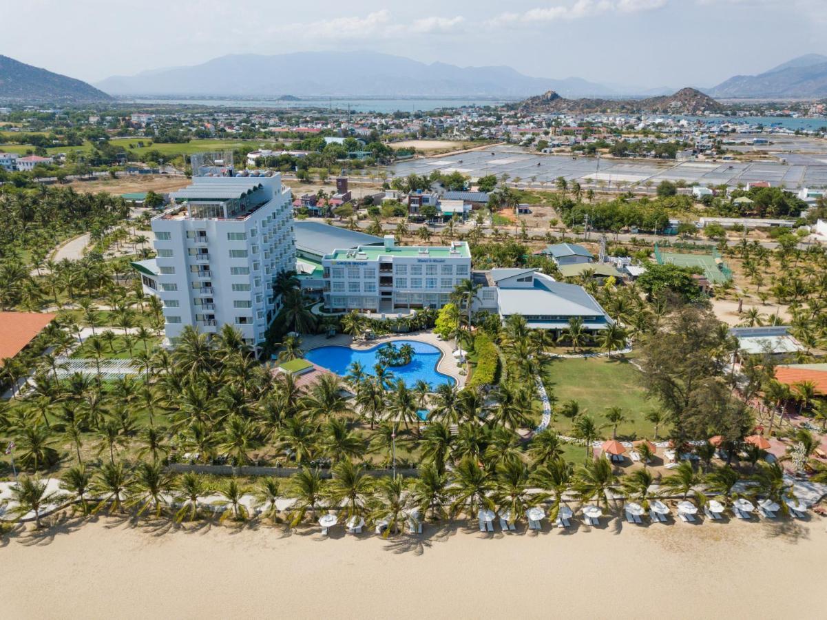 Saigon - Ninh Chu Hotel & Resort Фанранг Экстерьер фото