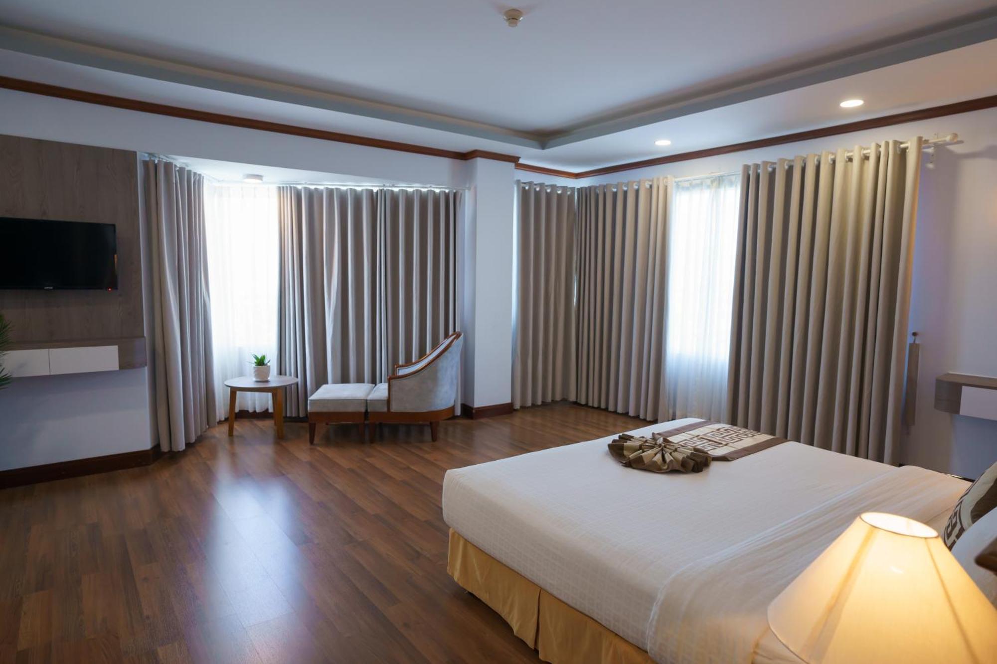 Saigon - Ninh Chu Hotel & Resort Фанранг Экстерьер фото