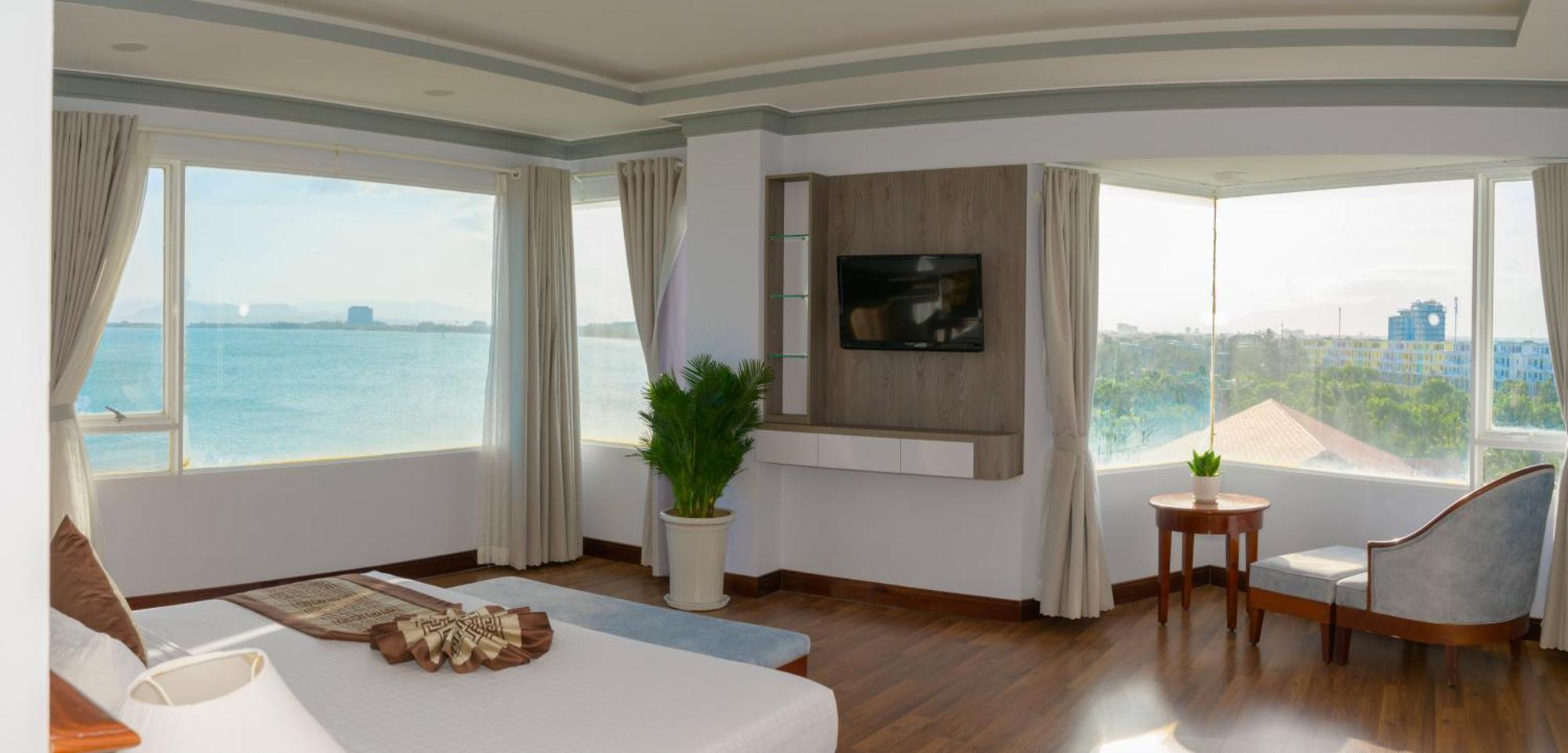 Saigon - Ninh Chu Hotel & Resort Фанранг Экстерьер фото