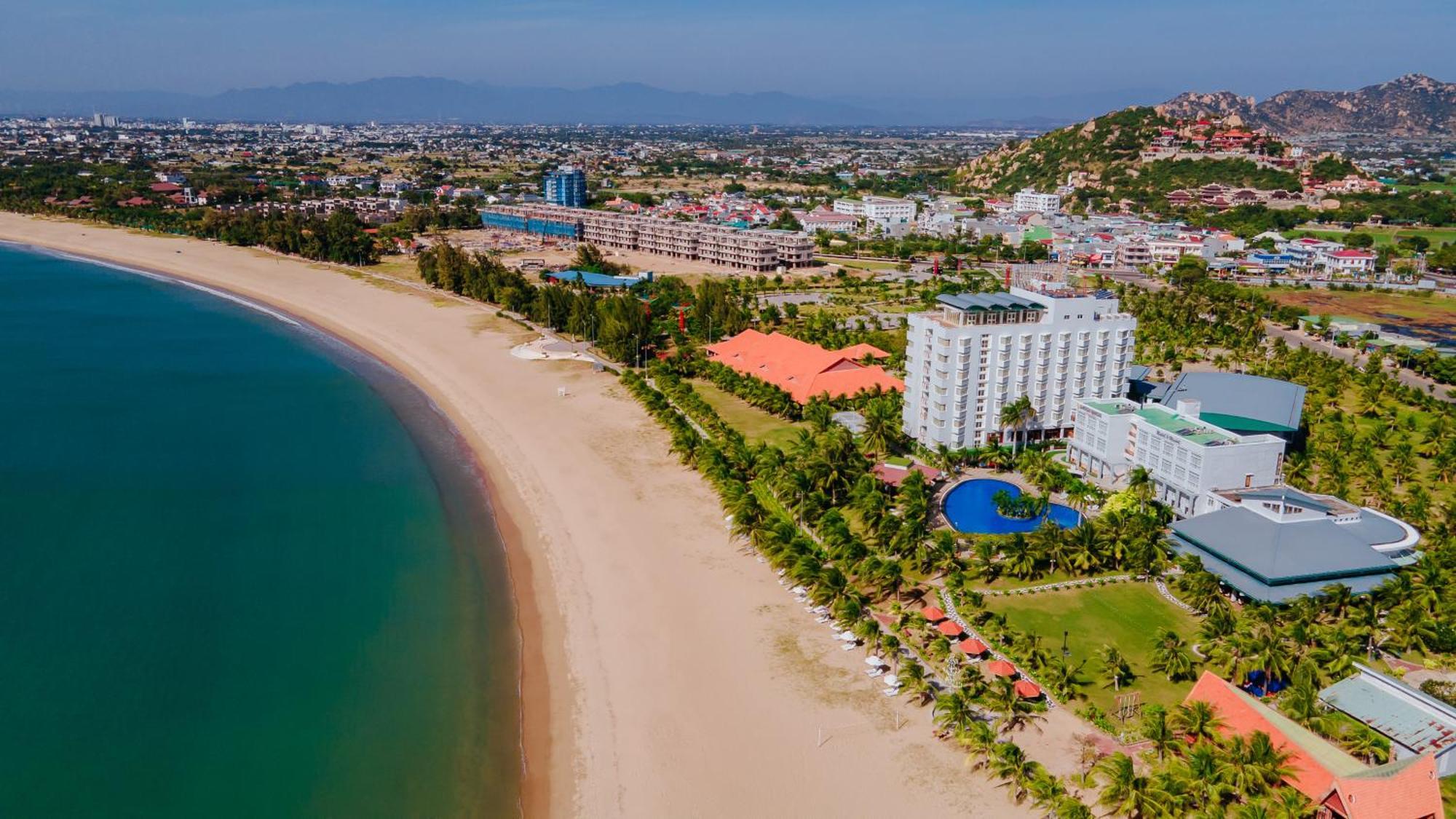Saigon - Ninh Chu Hotel & Resort Фанранг Экстерьер фото